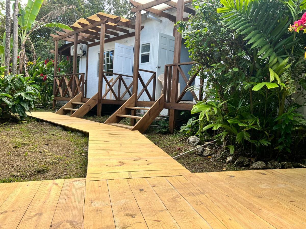 Jamaica Colors Hotel And Eco-Retreat Port Antonio Exterior foto